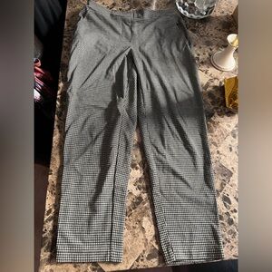 Nine West Women’s Houndstooth Crop Dress Pants